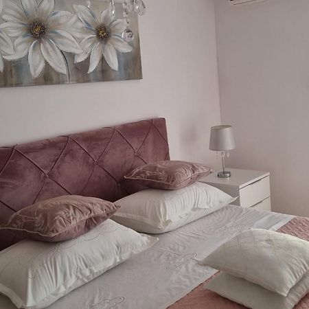 Apartment Vestibul Inn สปลิท ภายนอก รูปภาพ